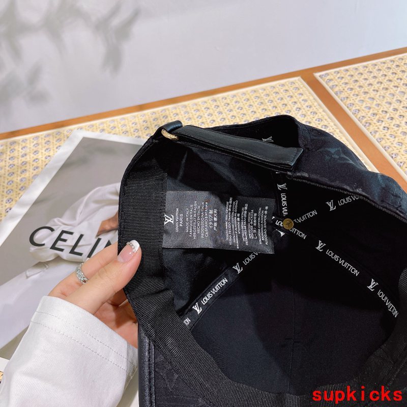 Louis Vuitton Luxury Cap