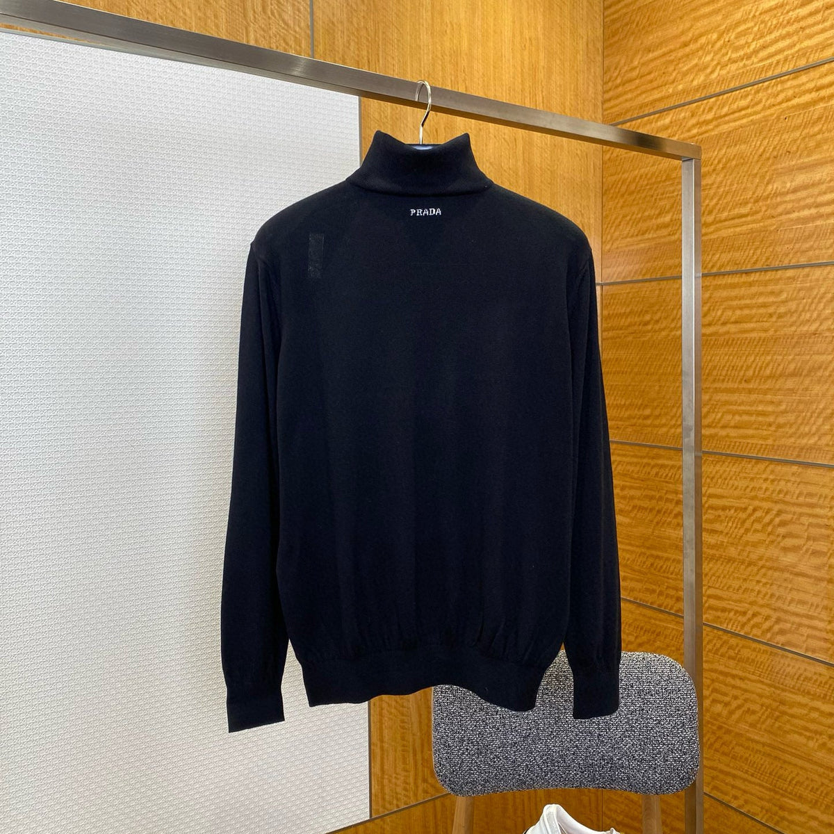 PD TURTLENECK