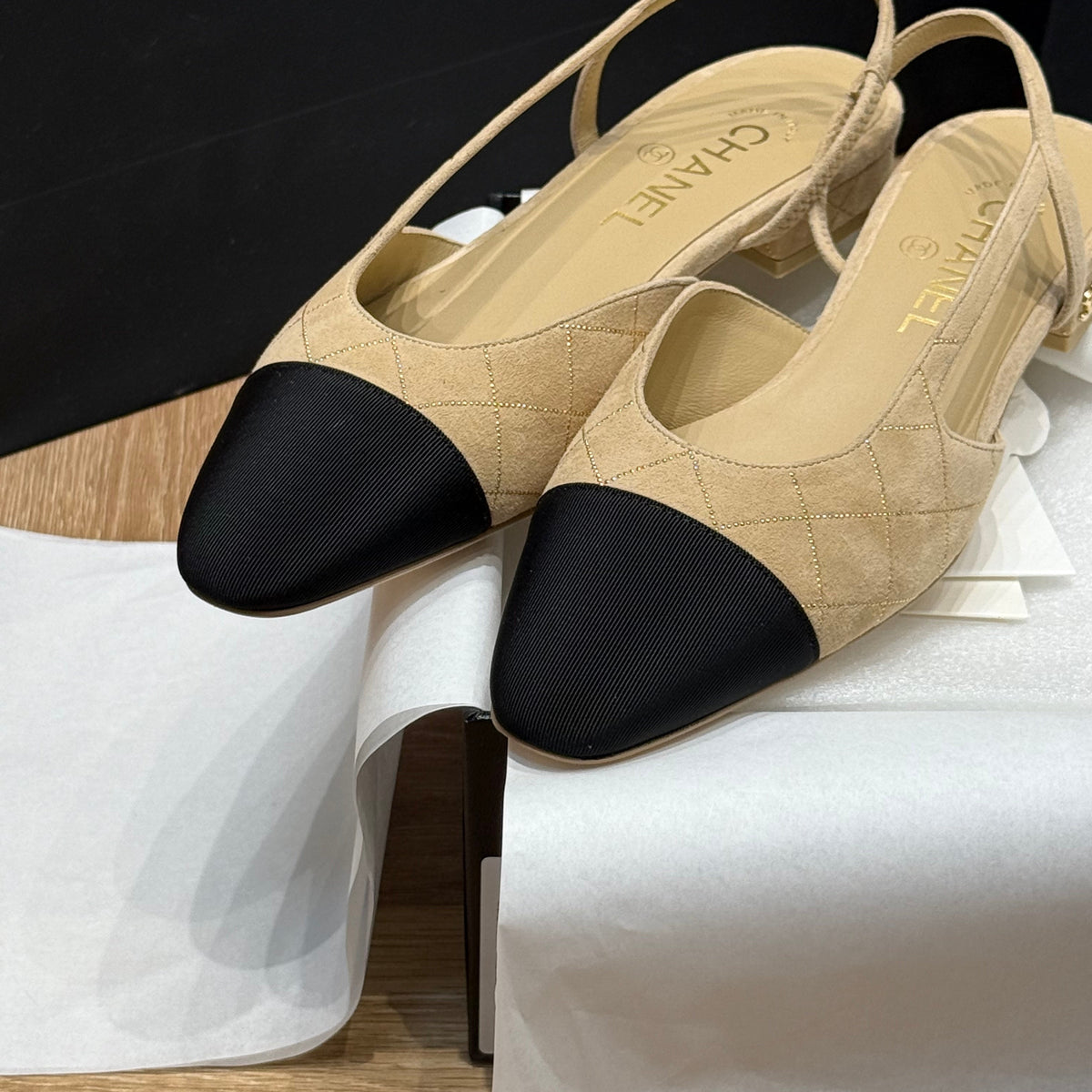 CC SLINGBACK PUMPS