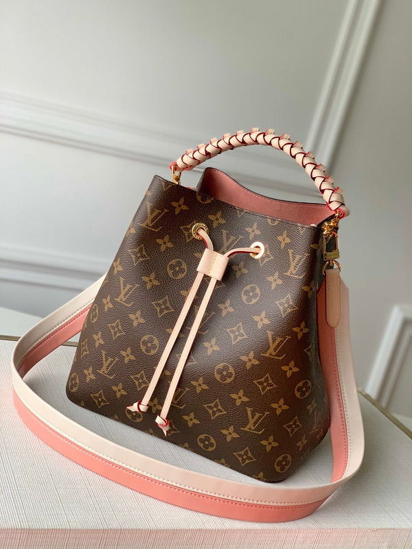 I W Fashion Lu-Vi bags - 17751