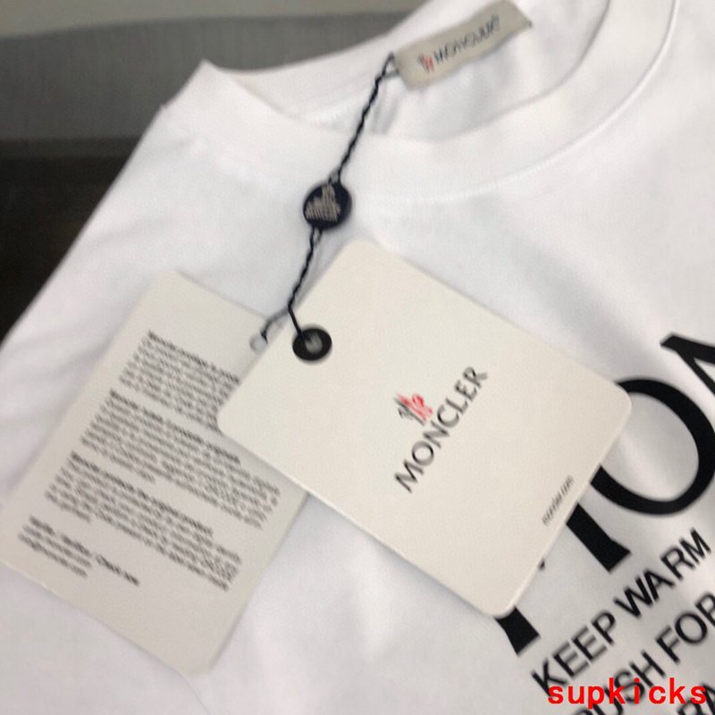 Moncler Luxury Cloth