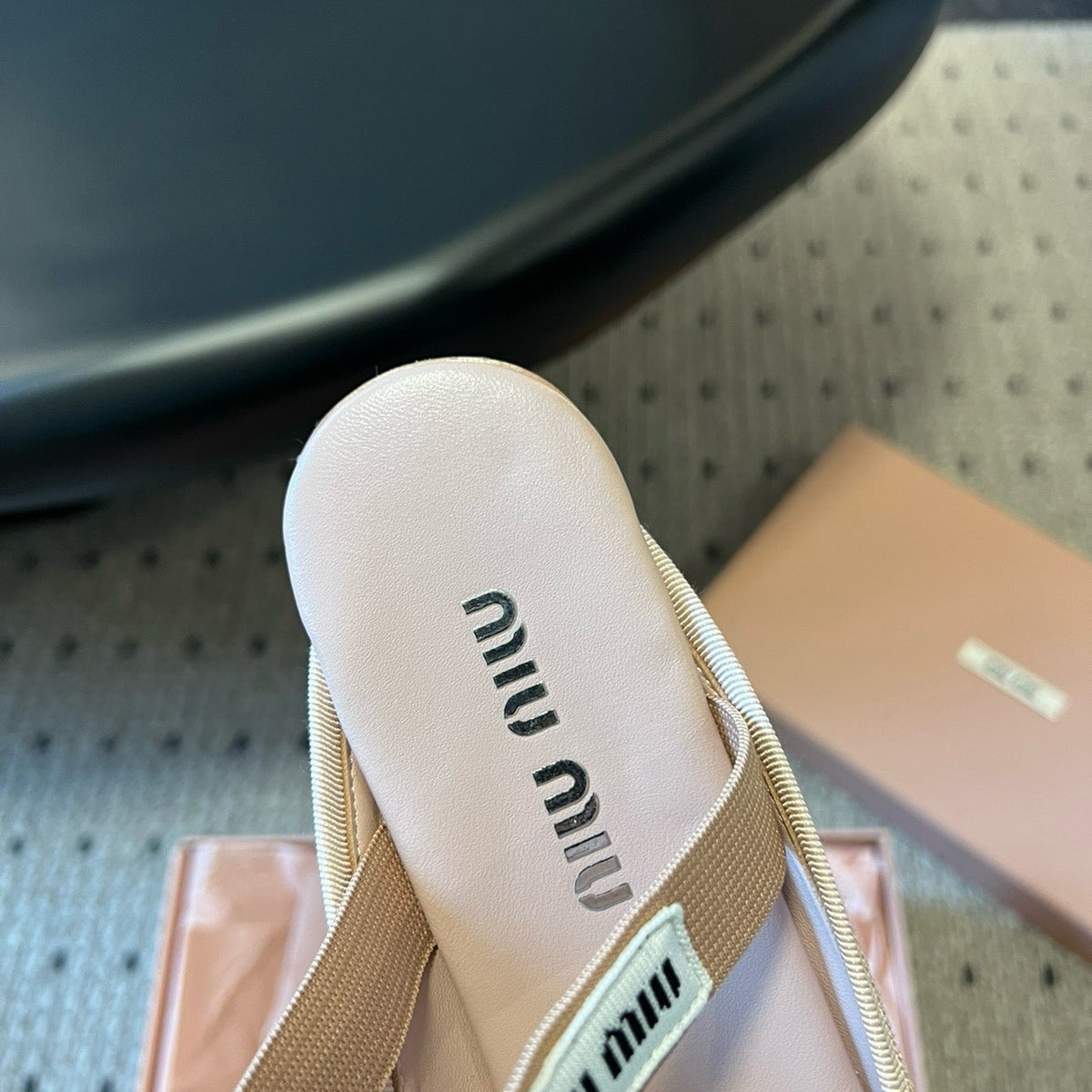 MIU M BALLERINA FLATS