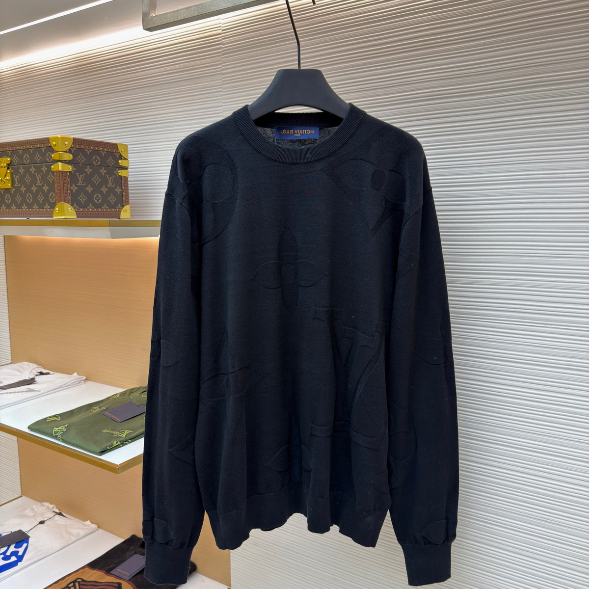 LOU JUMPER