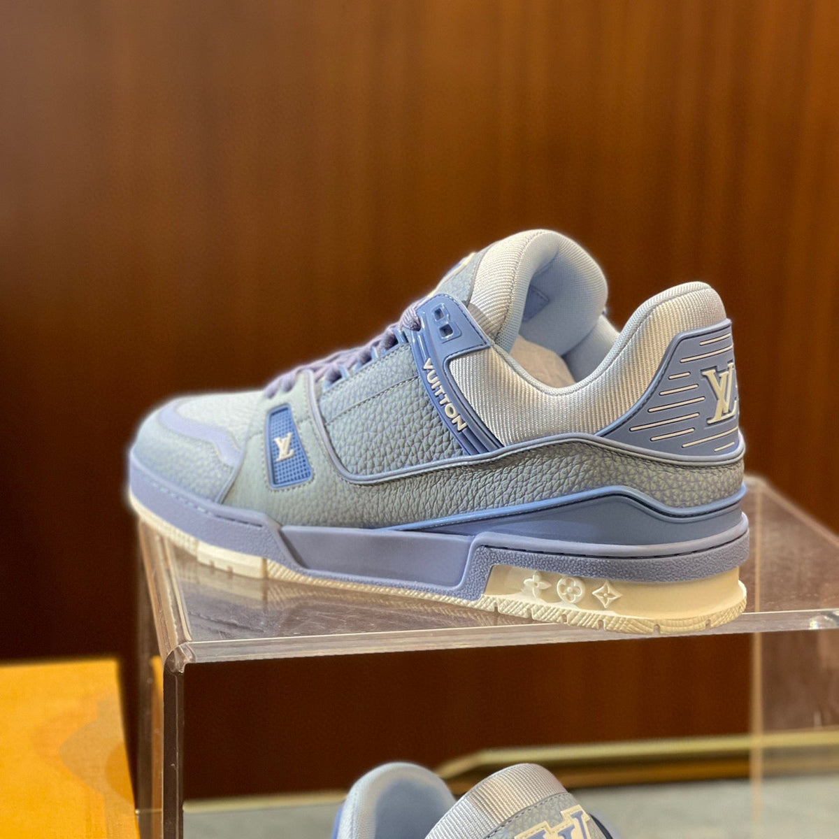 LOU TRAINERS