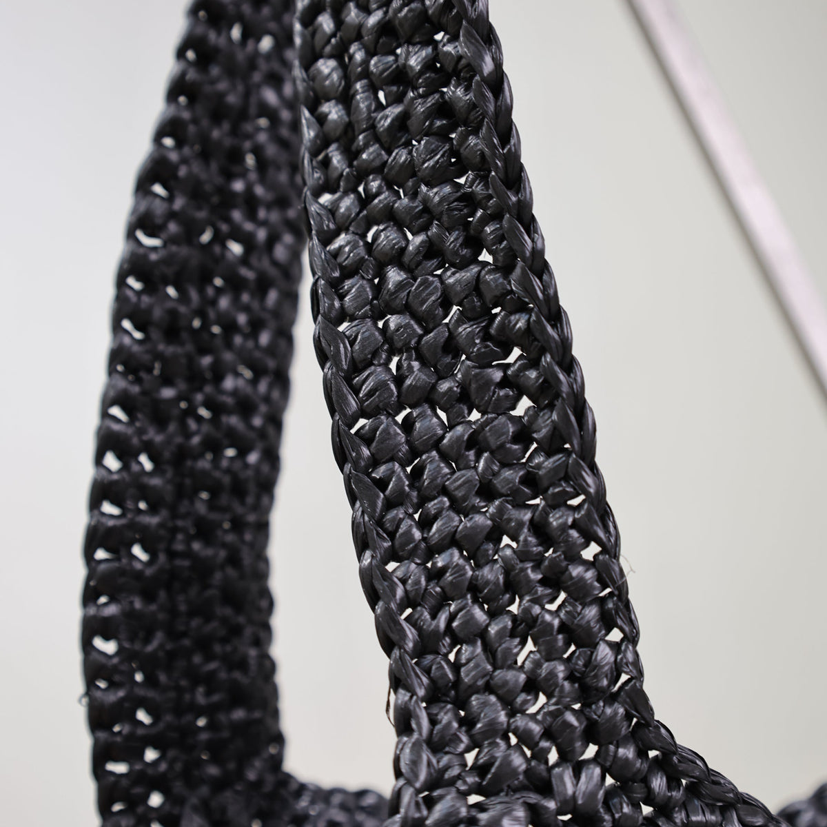 SL ICARE IN RAFFIA BAG