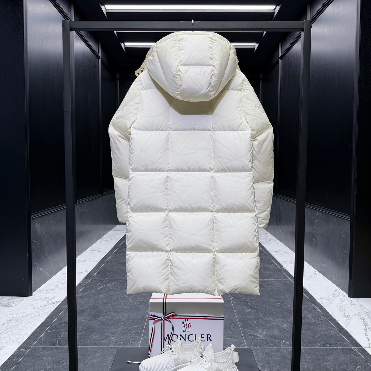 MONC LITTE COAT