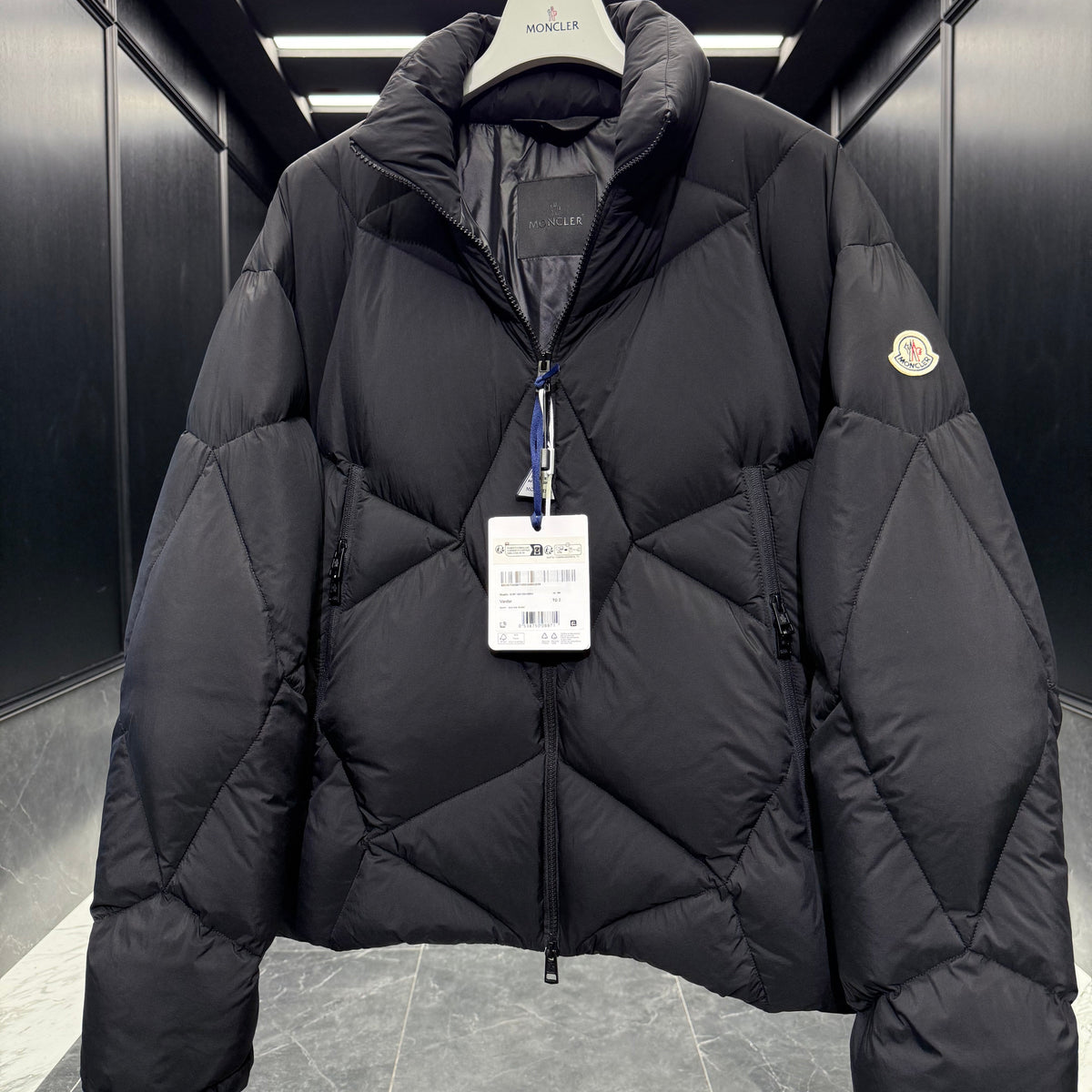 MONC VARDAR JACKET