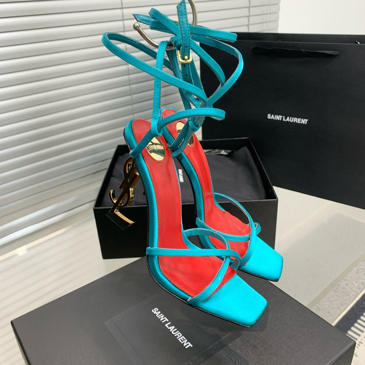SL HEELS
