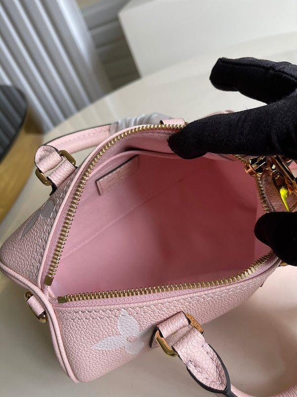 I W Fashion Lu-Vi bags - 17593