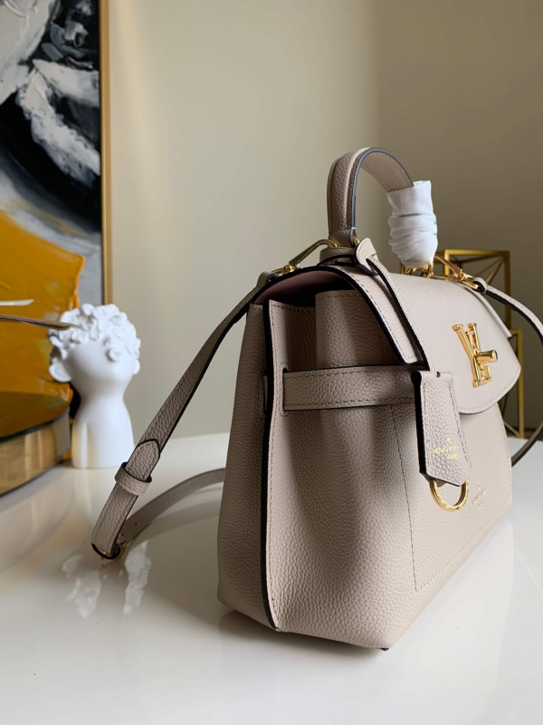 LOV2 Bags - Luxurious Bags  894