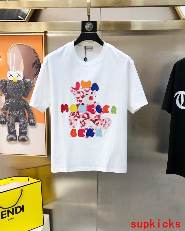 Moncler Luxury Cloth