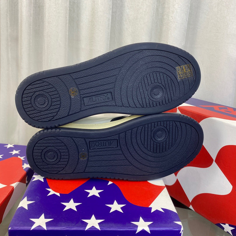 Louis Vuittion Luxury Shoes