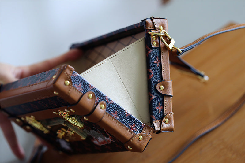 I W Fashion Lu-Vi bags - 8219