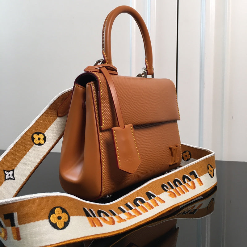 I W Fashion Lu-Vi bags - 17243