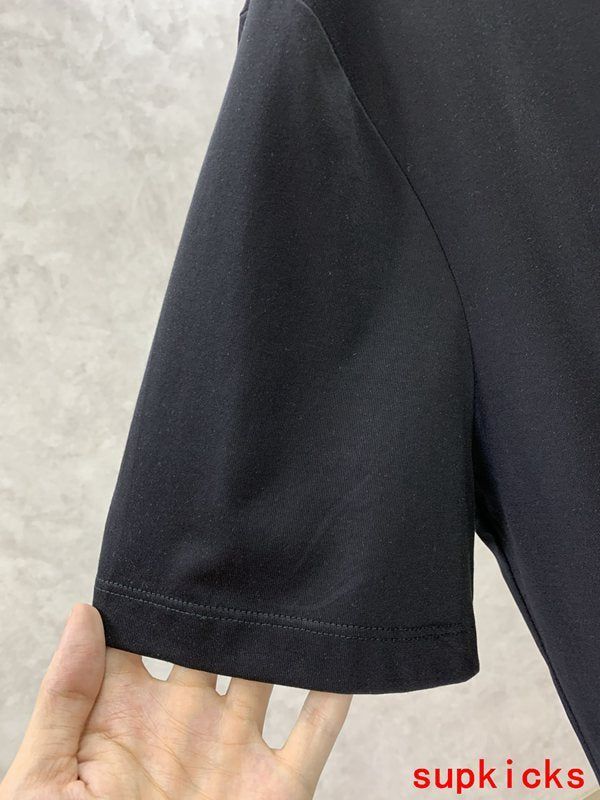 Moncler Luxury Cloth