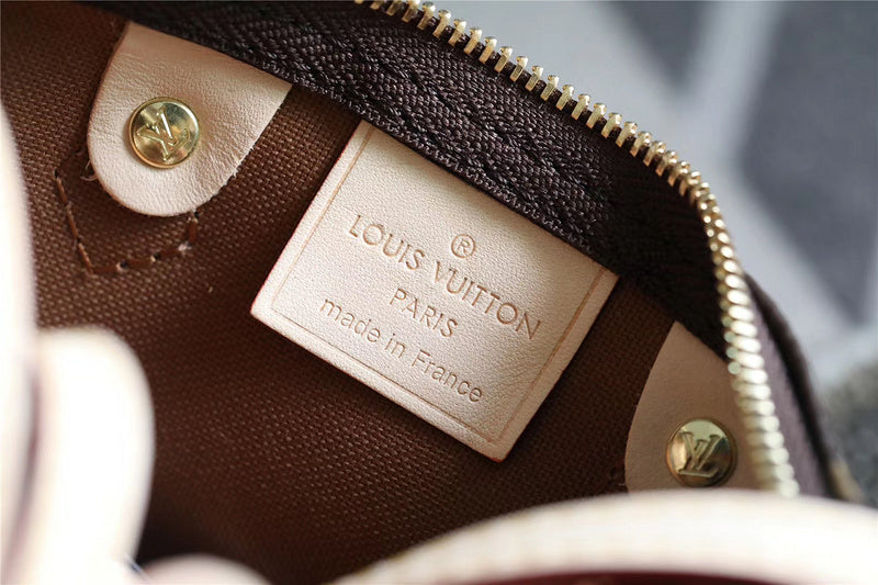 I W Fashion Lu-Vi bags - 8156