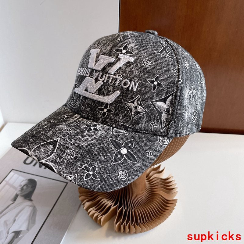 Louis Vuitton Luxury Cap