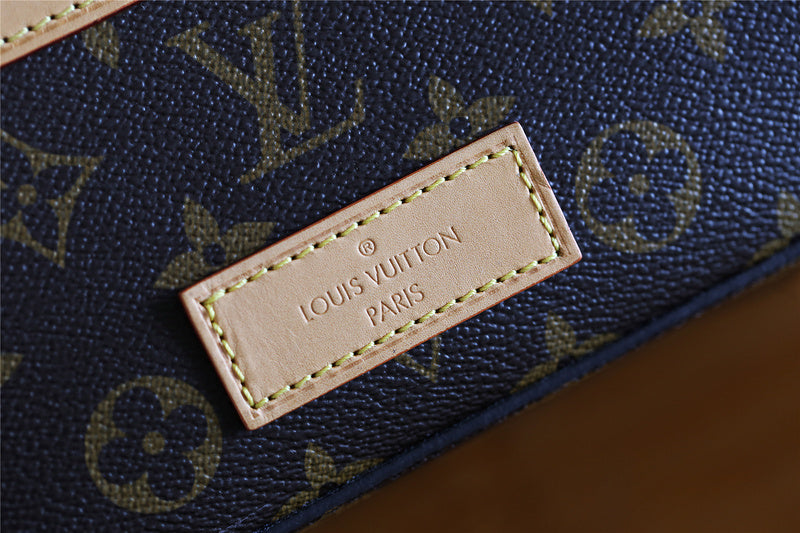 I W Fashion Lu-Vi bags - 9728