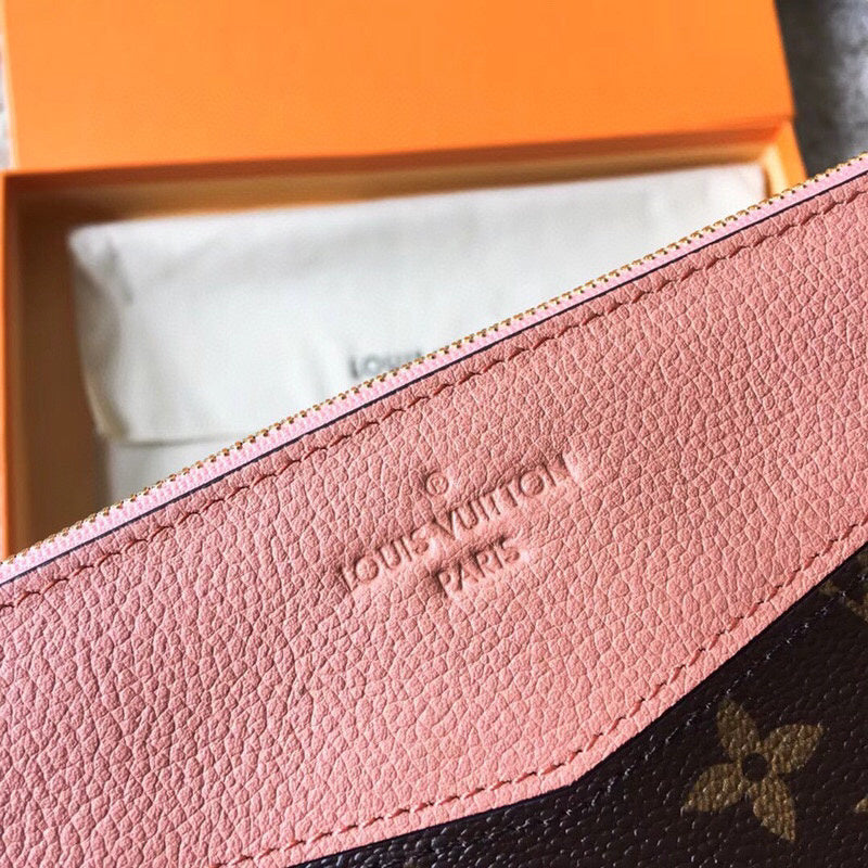 I W Fashion Lu-Vi bags - 8971