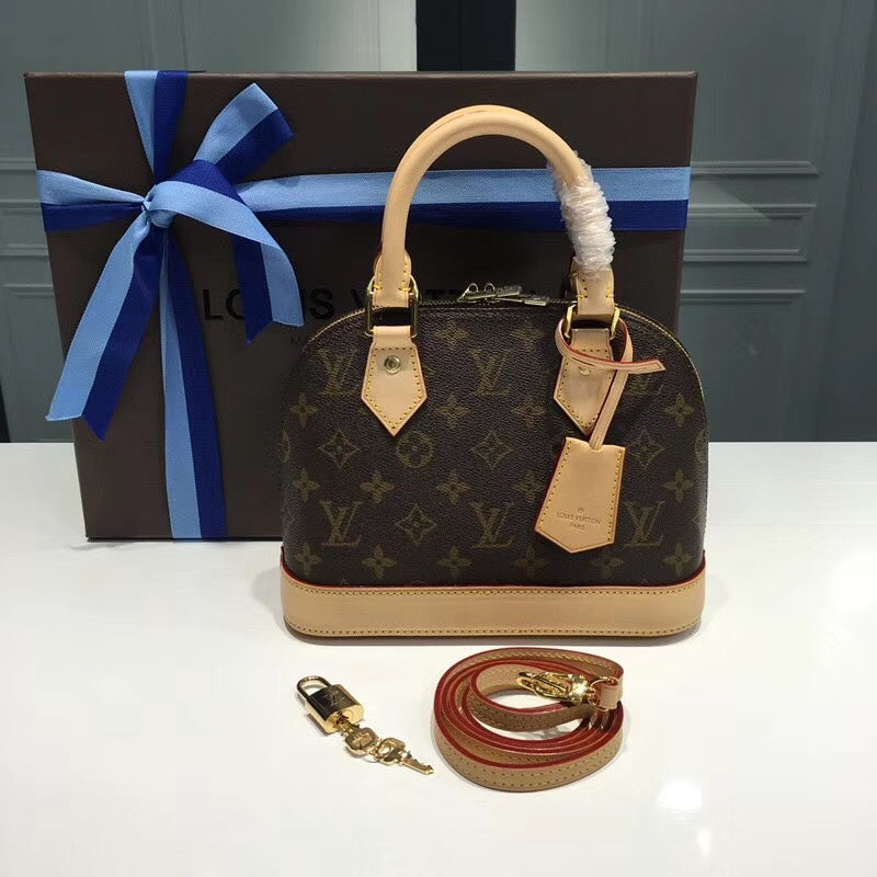 I W Fashion Lu-Vi bags - 17904