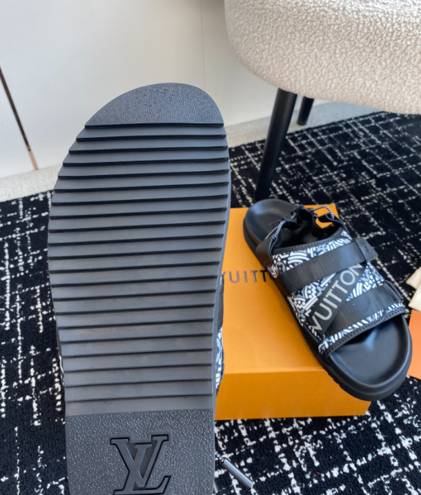 Chloe’s Picks - LOV Men Shoes - 099