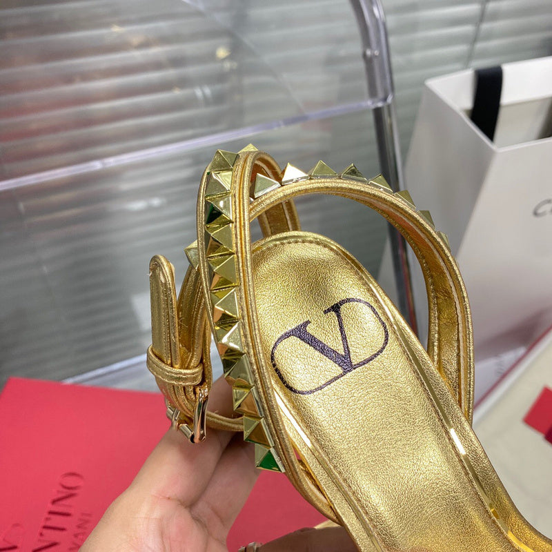Valentino GARAVANI Luxury Shoes