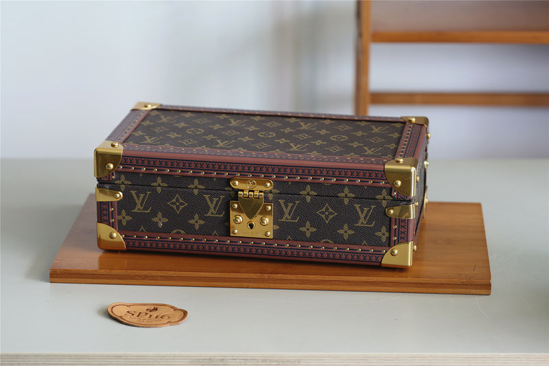 I W Fashion Lu-Vi bags - 11339