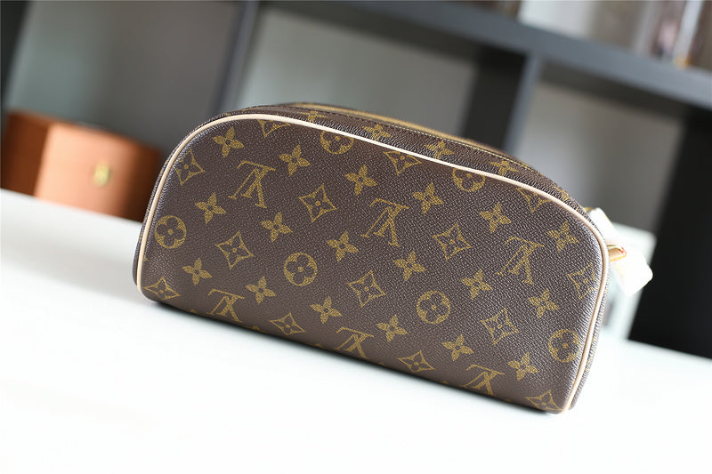 I W Fashion Lu-Vi bags - 10987