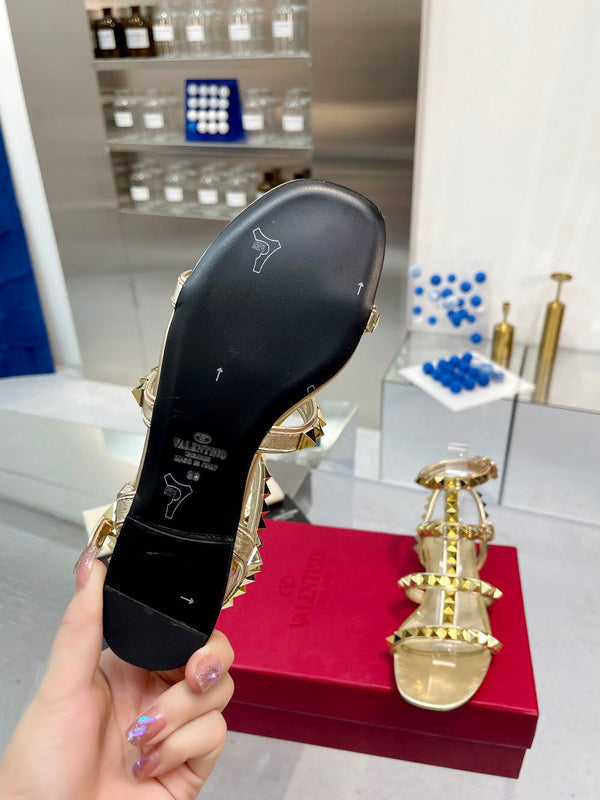 Valentino GARAVANI Luxury Shoes