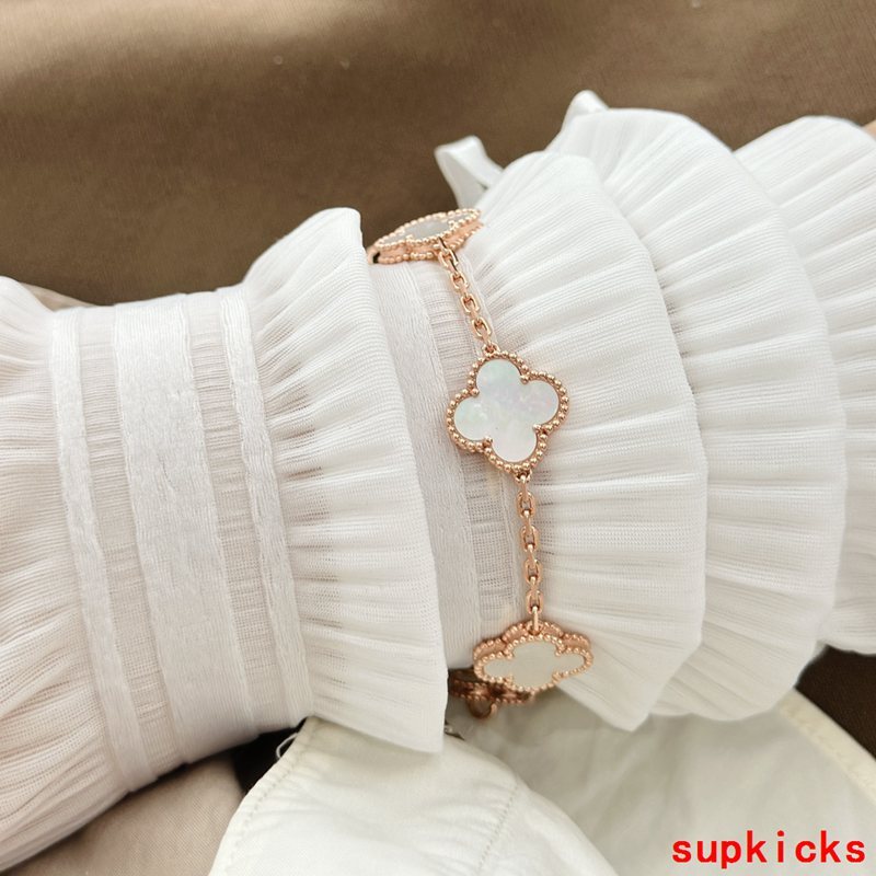 Van Cleef & Arples Jewelry