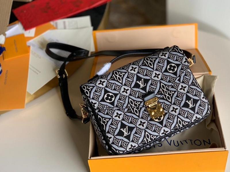 Chloe’s Picks - LOV Bags - 2609