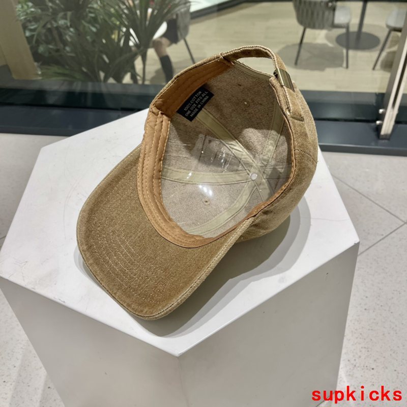 Louis Vuitton Luxury Cap