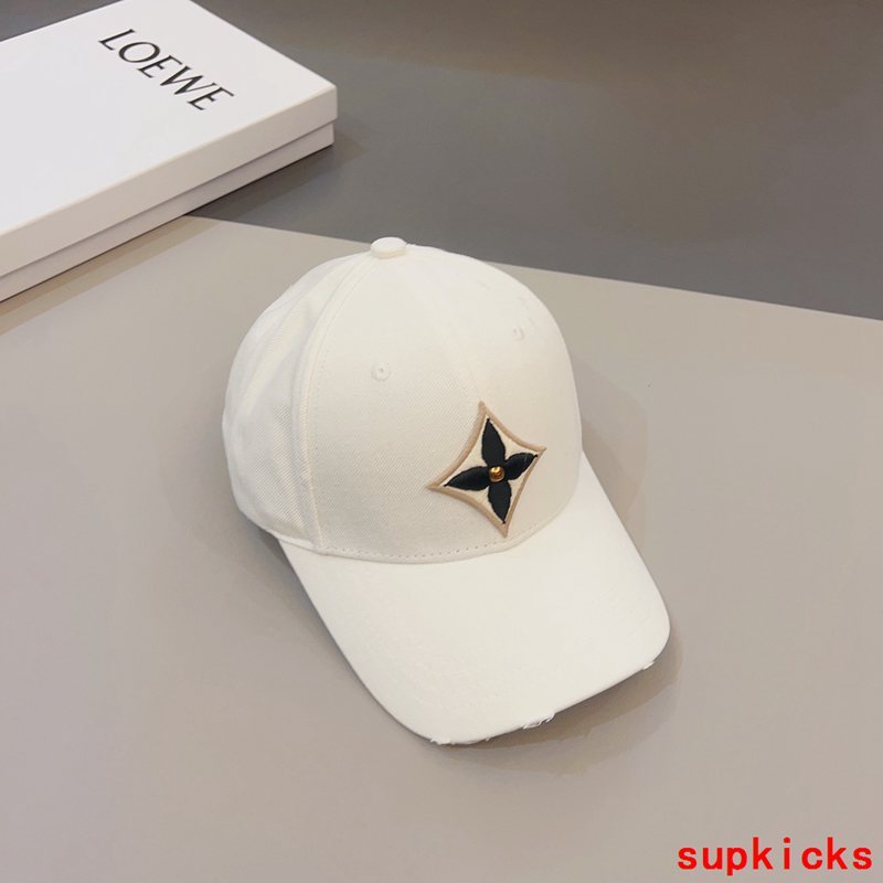 Louis Vuitton Luxury Cap
