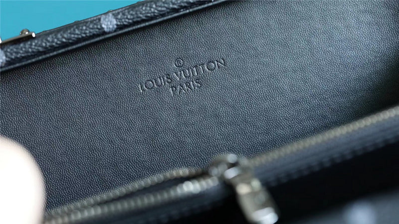 I W Fashion Lu-Vi bags - 10123