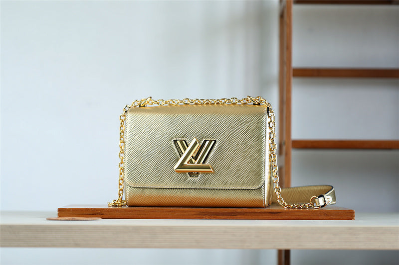 I W Fashion Lu-Vi bags - 8521