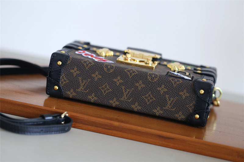 I W Fashion Lu-Vi bags - 8215