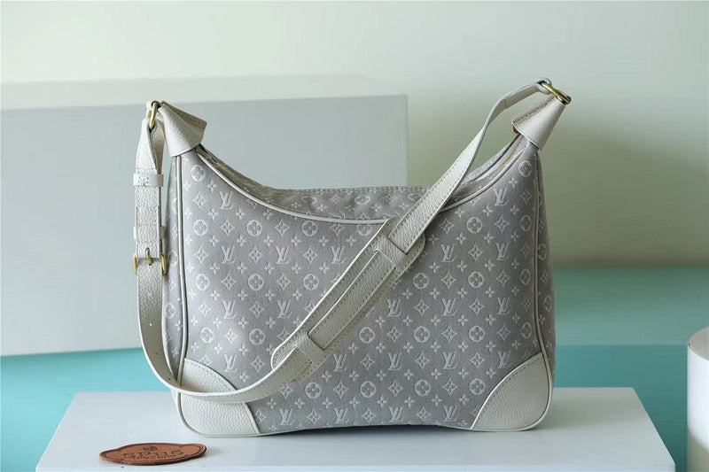 I W Fashion Lu-Vi bags - 9943
