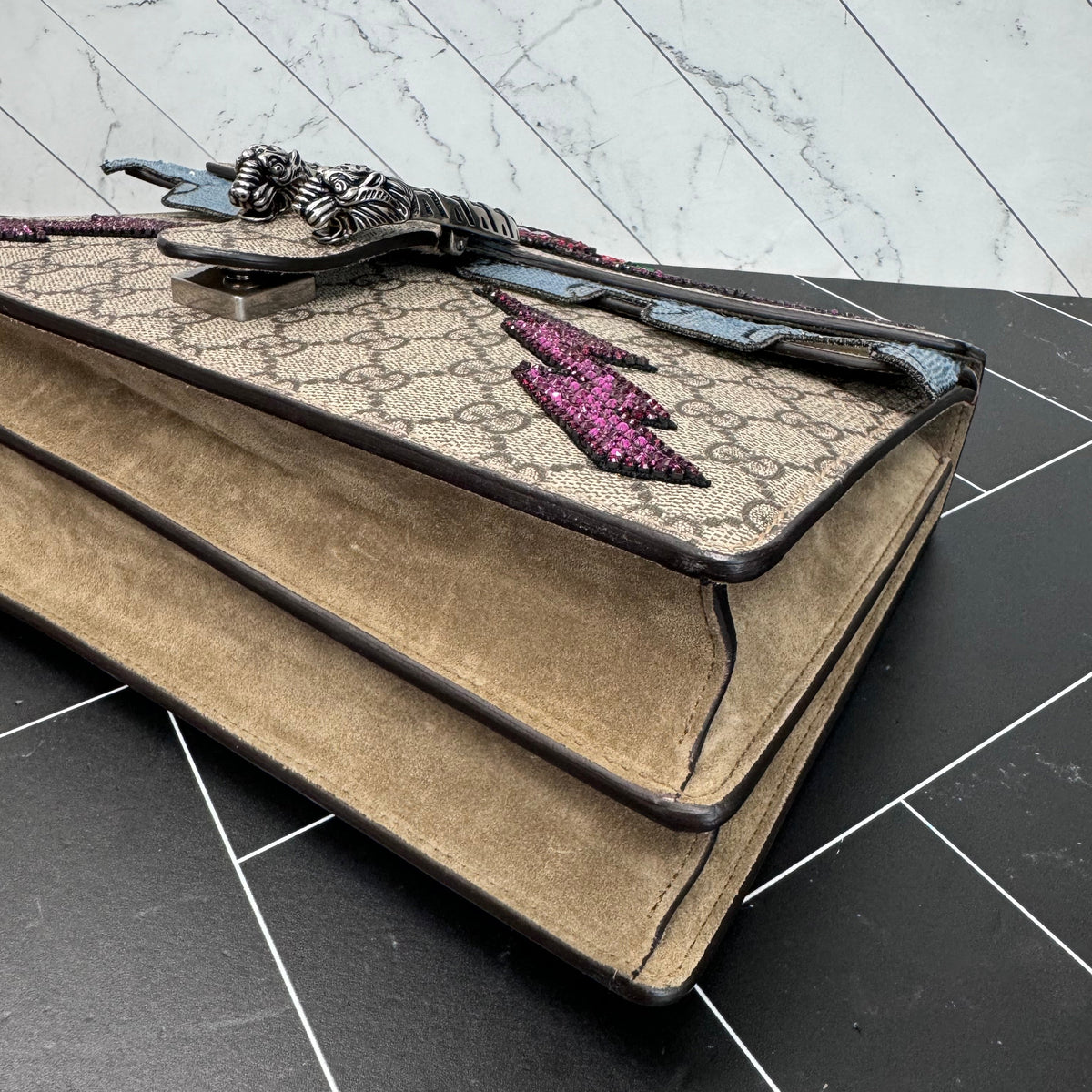 LIKE NEW Gucci GG Supreme Embroidered Sequin Medium Dionysus Shoulder Bag