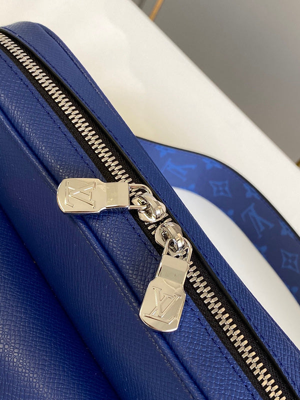 I W Fashion Lu-Vi bags - 17000