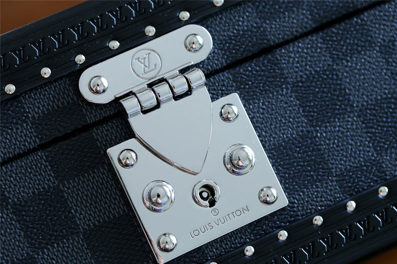 I W Fashion Lu-Vi bags - 11351