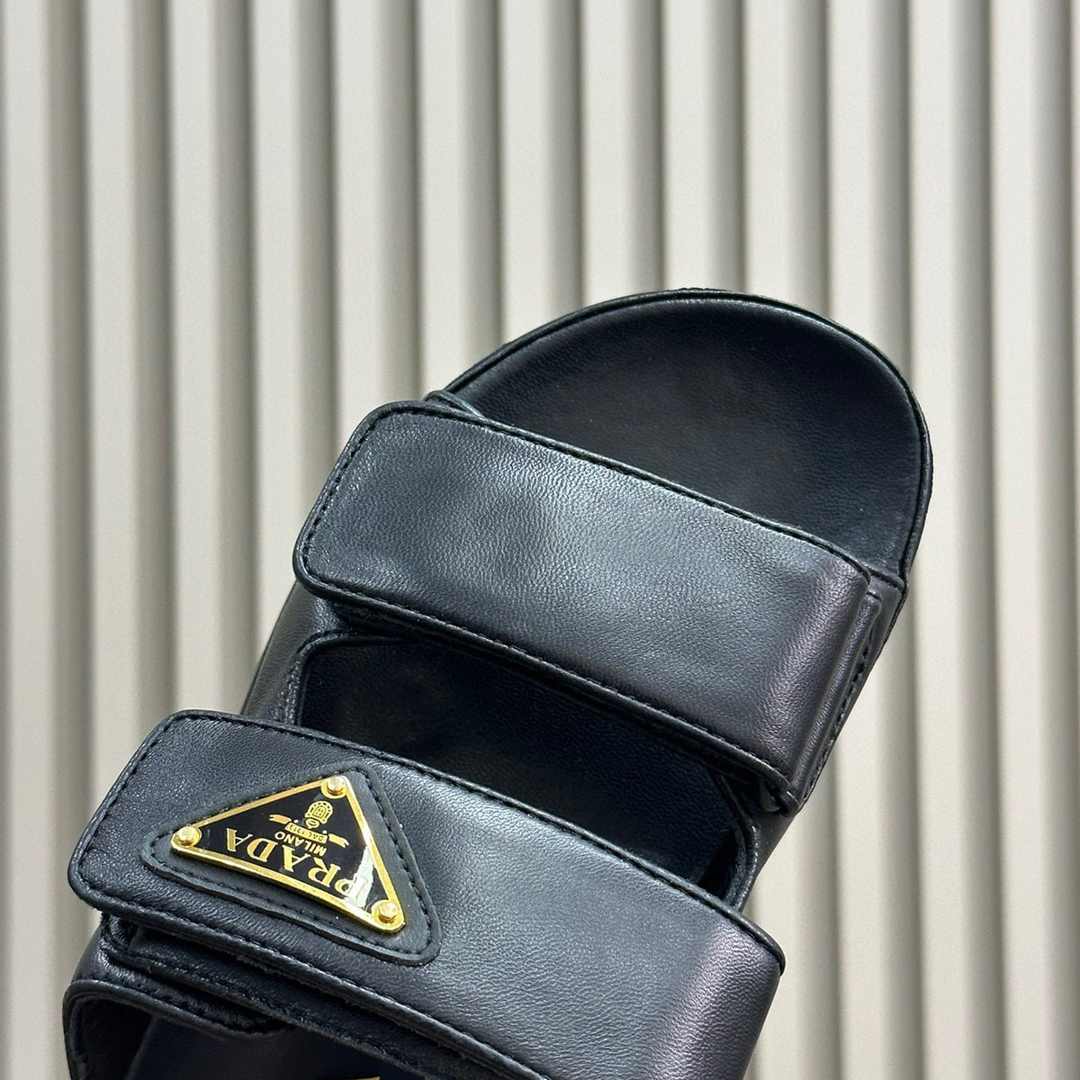 PD NAPPA LEATHER SLIDES