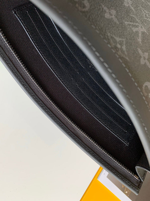 I W Fashion Lu-Vi Bags - 16879