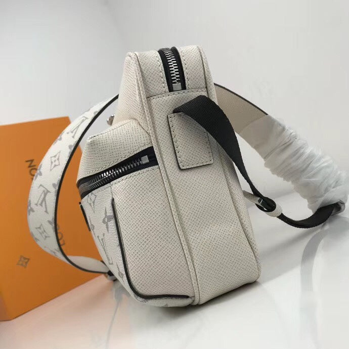 I W Fashion Lu-Vi bags - 10452