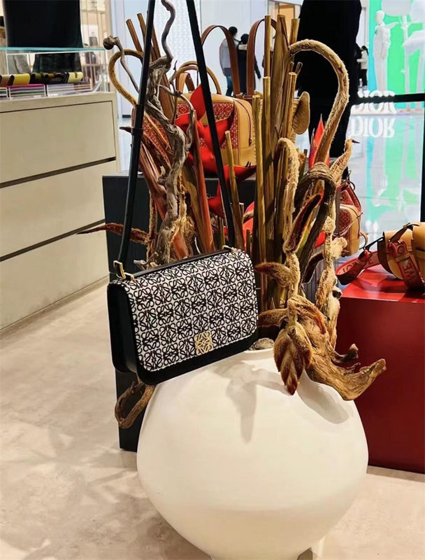 PHA - LWO Bags - 094