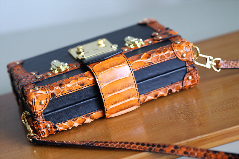 I W Fashion Lu-Vi bags - 8241