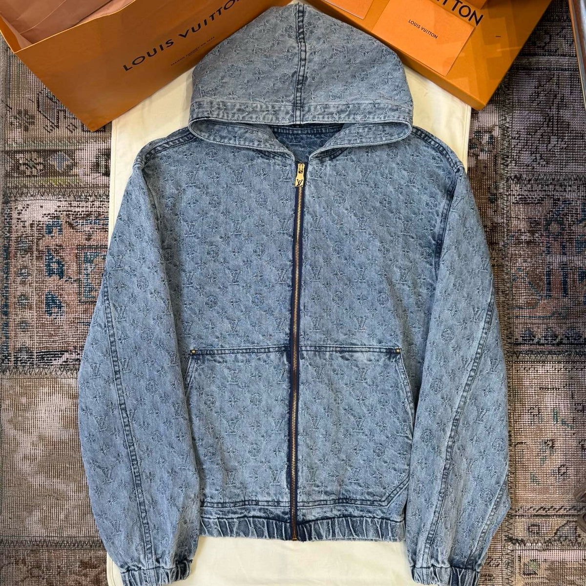 LOU DENIM JACKET