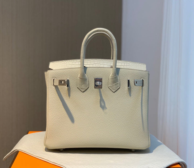 PHA - HMS Bags - 1705