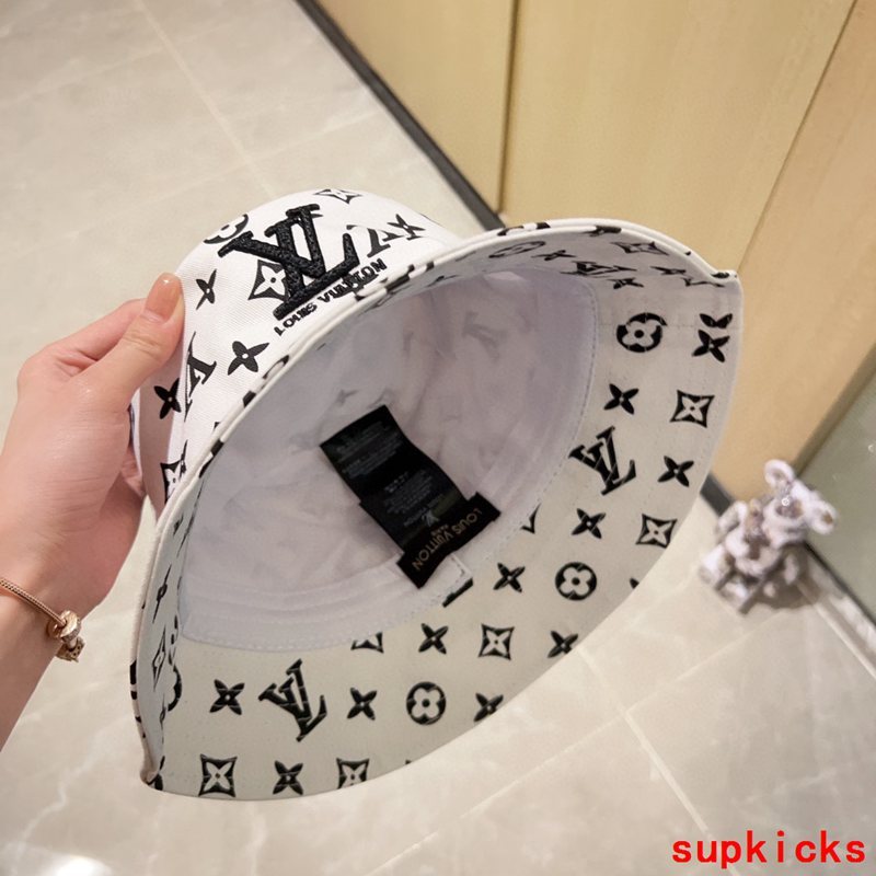 Louis Vuitton Luxury Cap
