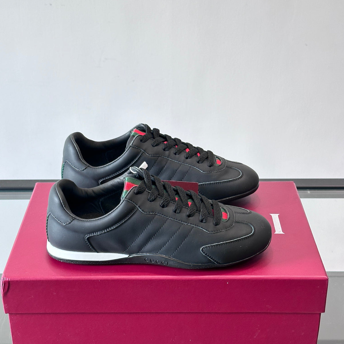 GG SHIFT SNEAKERS