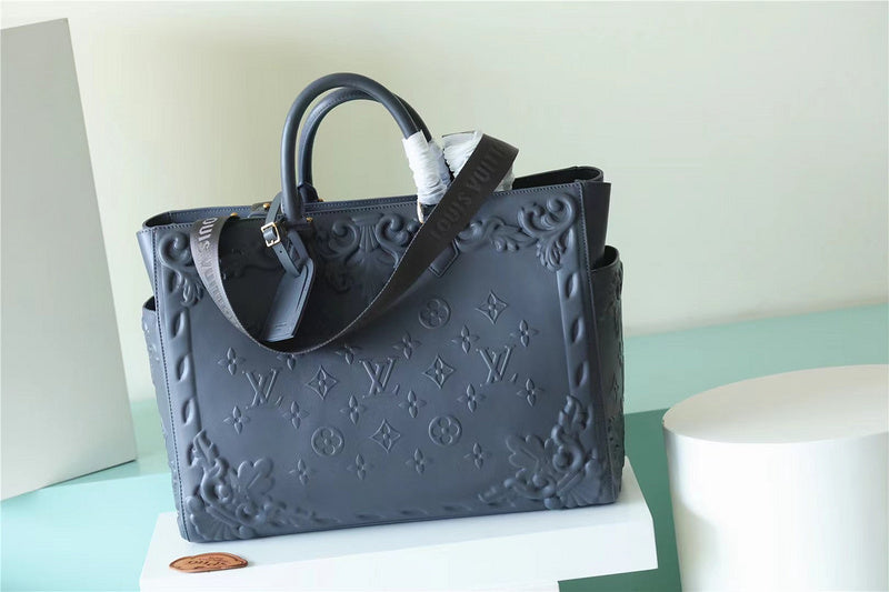 I W Fashion Lu-Vi bags - 9786